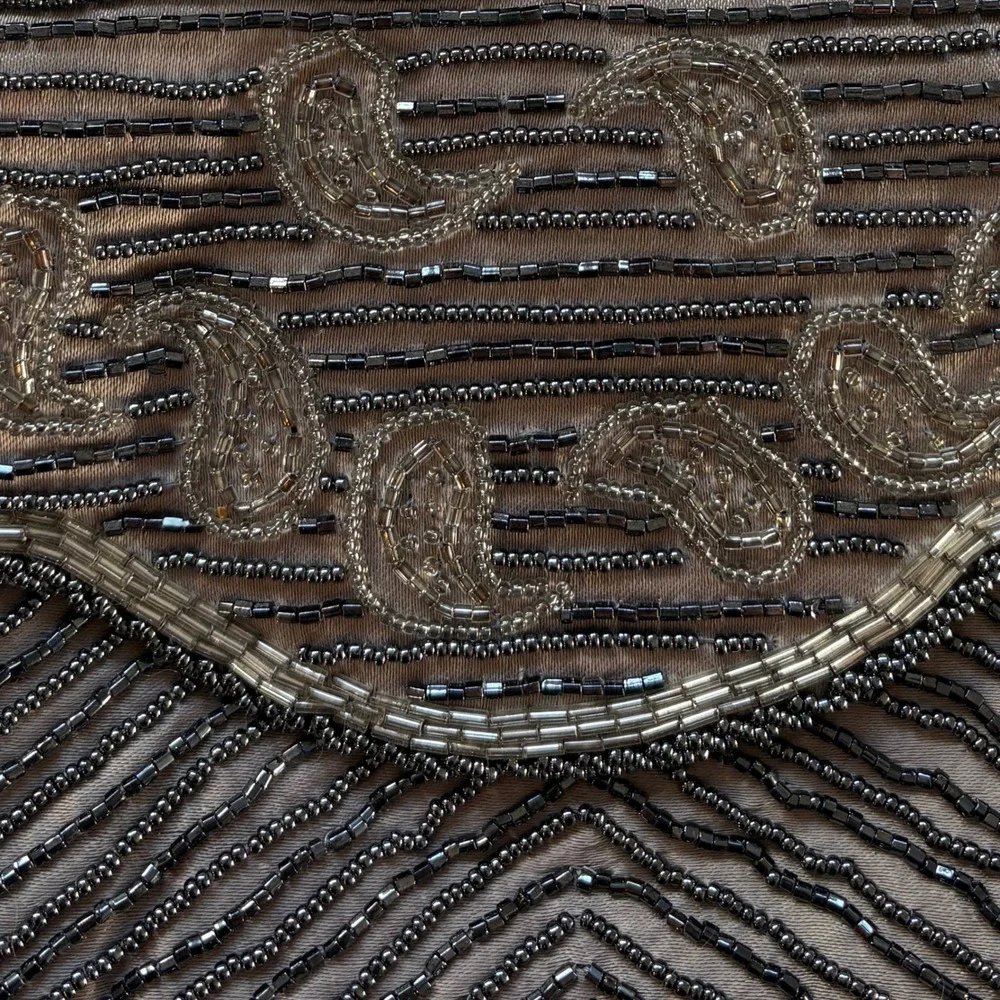 La Regale LTD Beaded Paisley Clutch‎ Evening Bag Silver Chain Handmade Macau